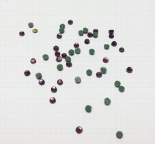 Клеевые стразы круглые с гранями RS SS16 сиреневый (amethyst) 144 шт.